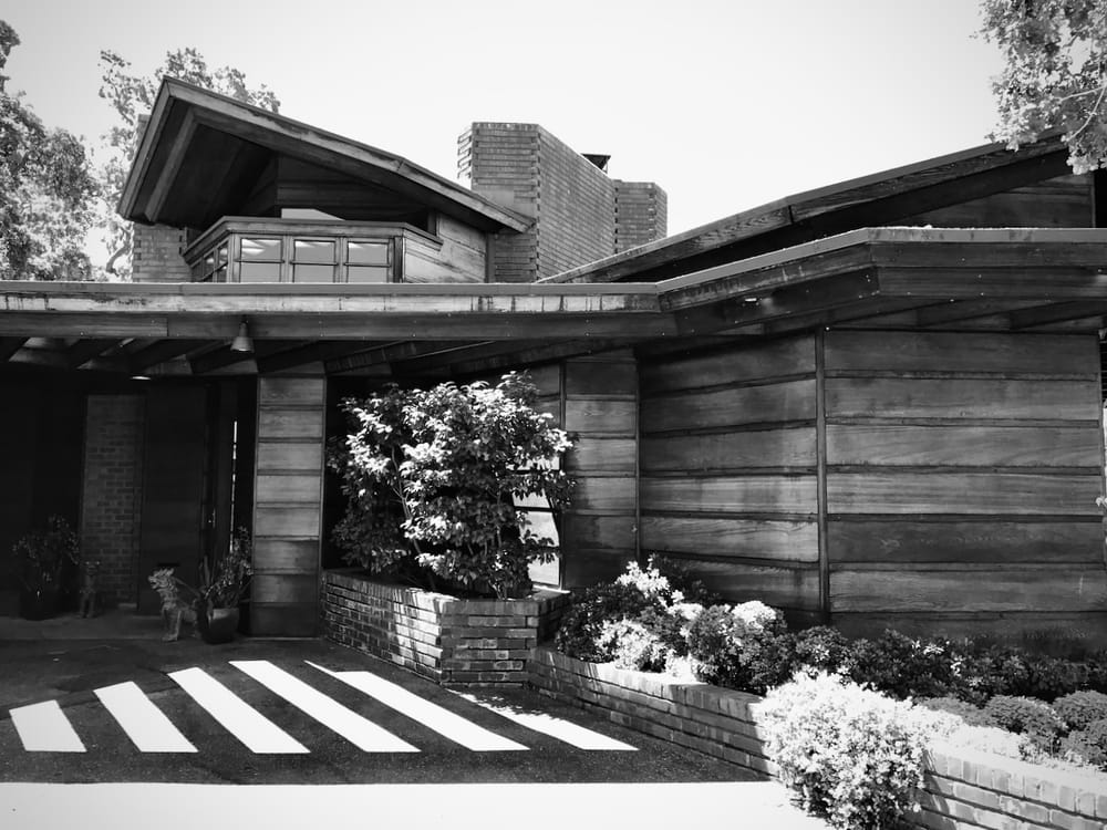 Design a life that fits – 3 lessons from Frank Lloyd Wright
